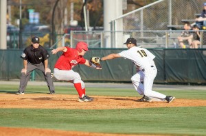 Sophomore Clint Wynn tags out a Gamecock baserunner Wednesday at Stillwell Stadium. (Photo: Matt Boggs | The Sentinel)