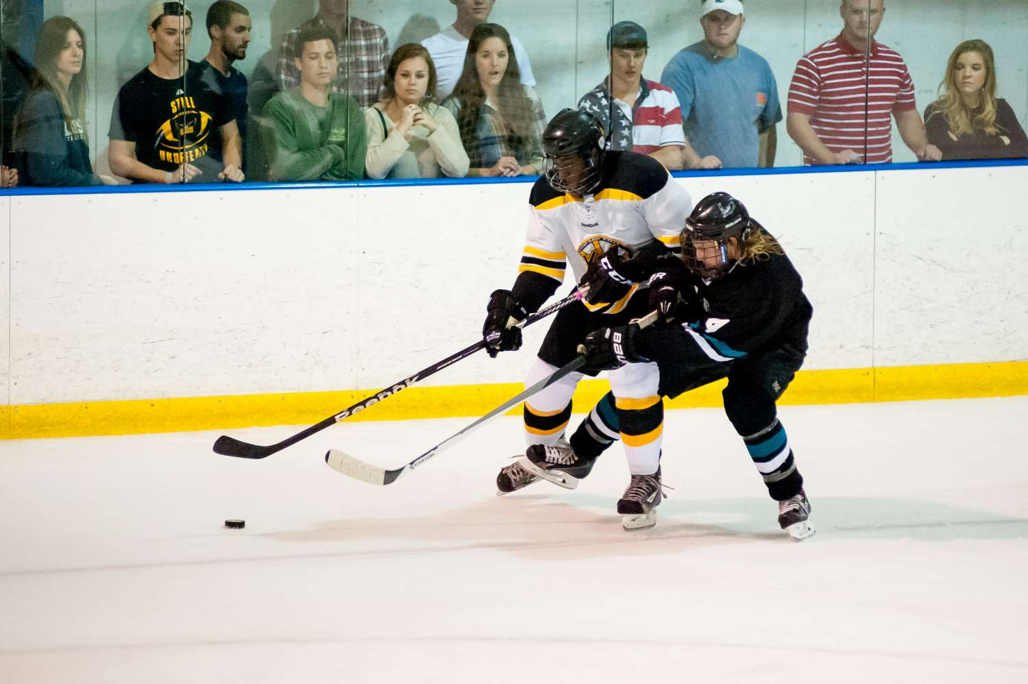 Club: Ice Hockey Eases by Tulane in 11-2 Rout