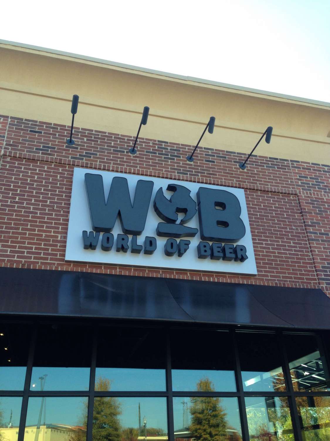 World of Beer Brings Over 500 Types of Beer to Kennesaw