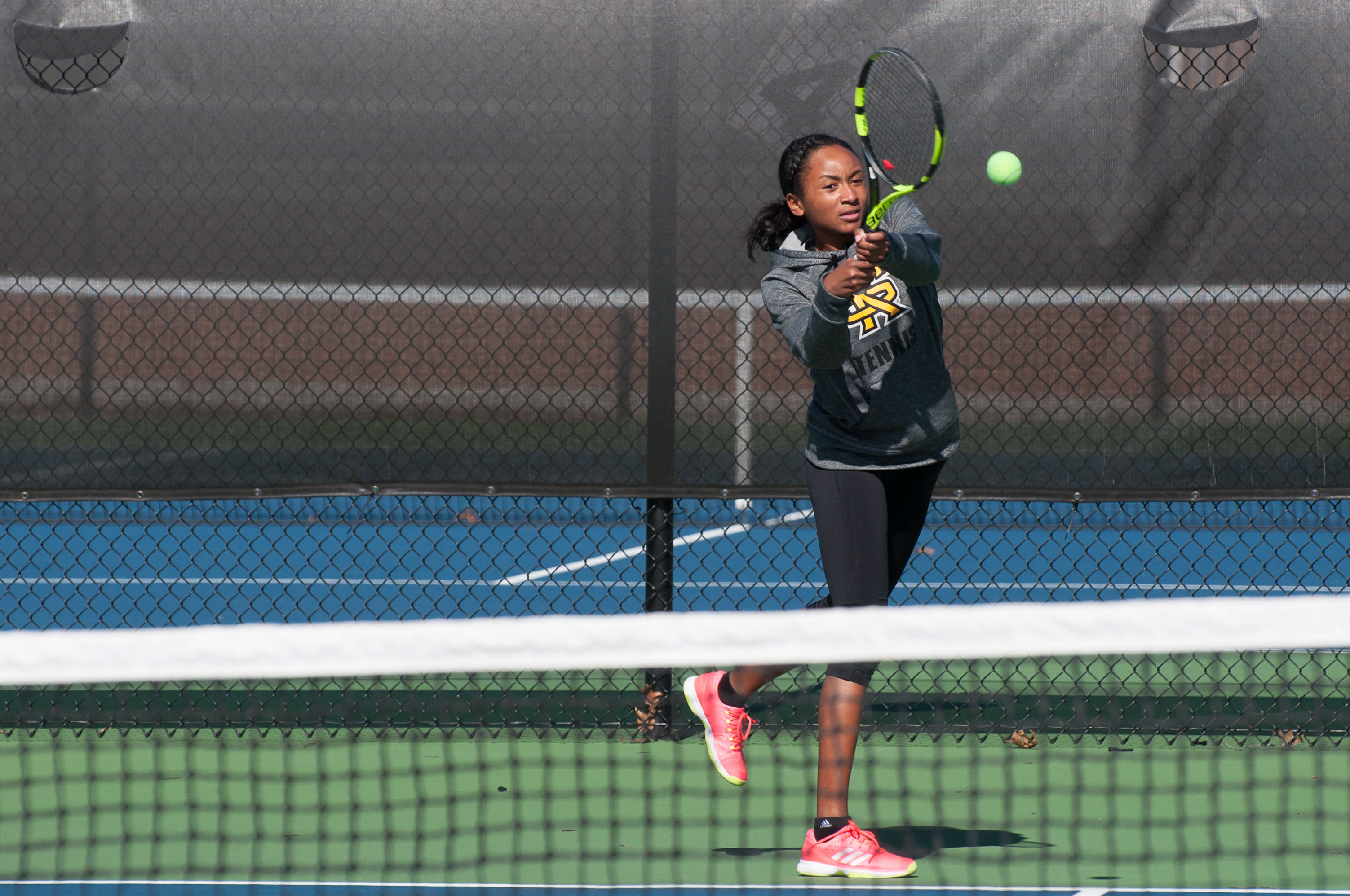 Tennis falls over the weekend