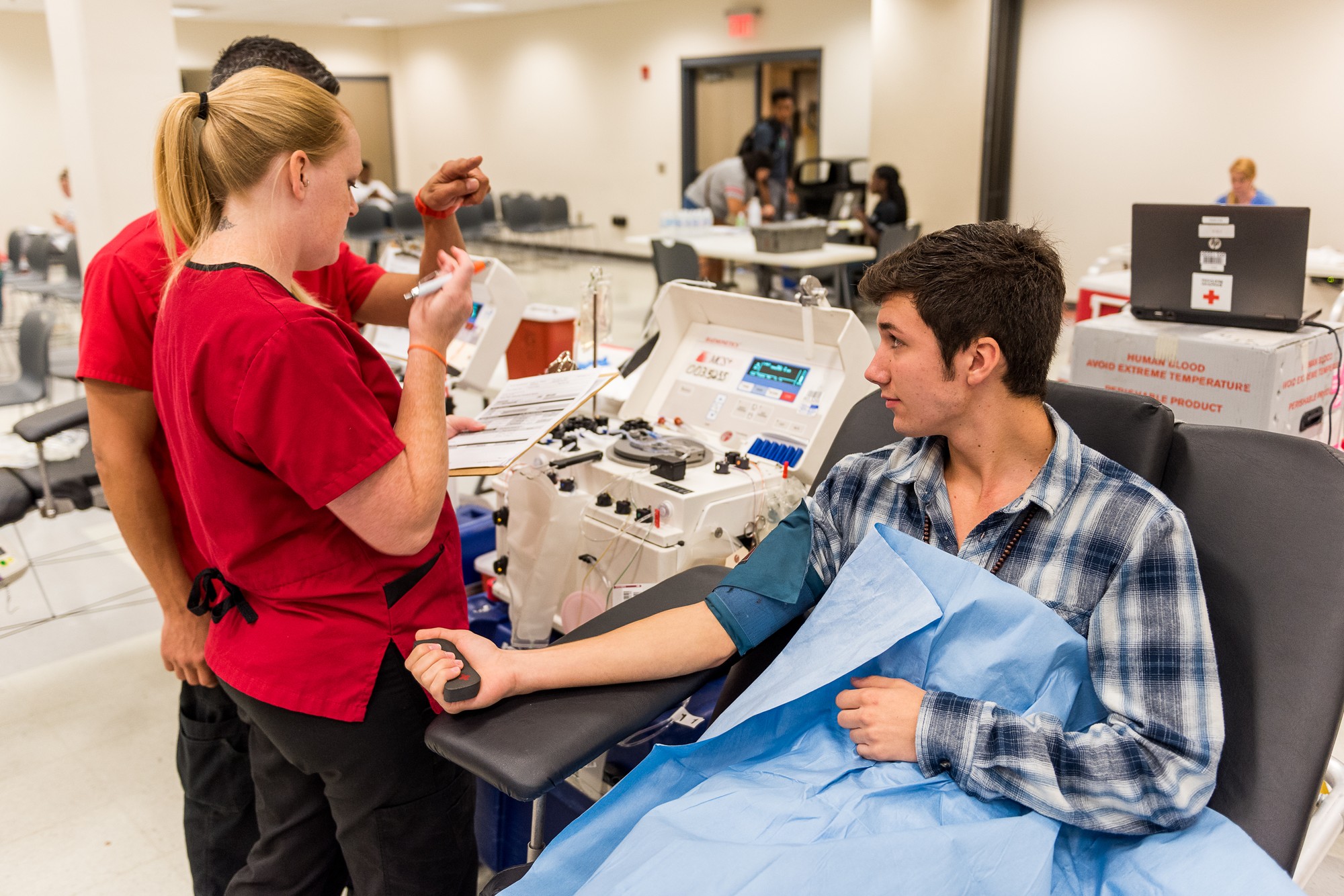Blood drive aids Hurricane Harvey victims