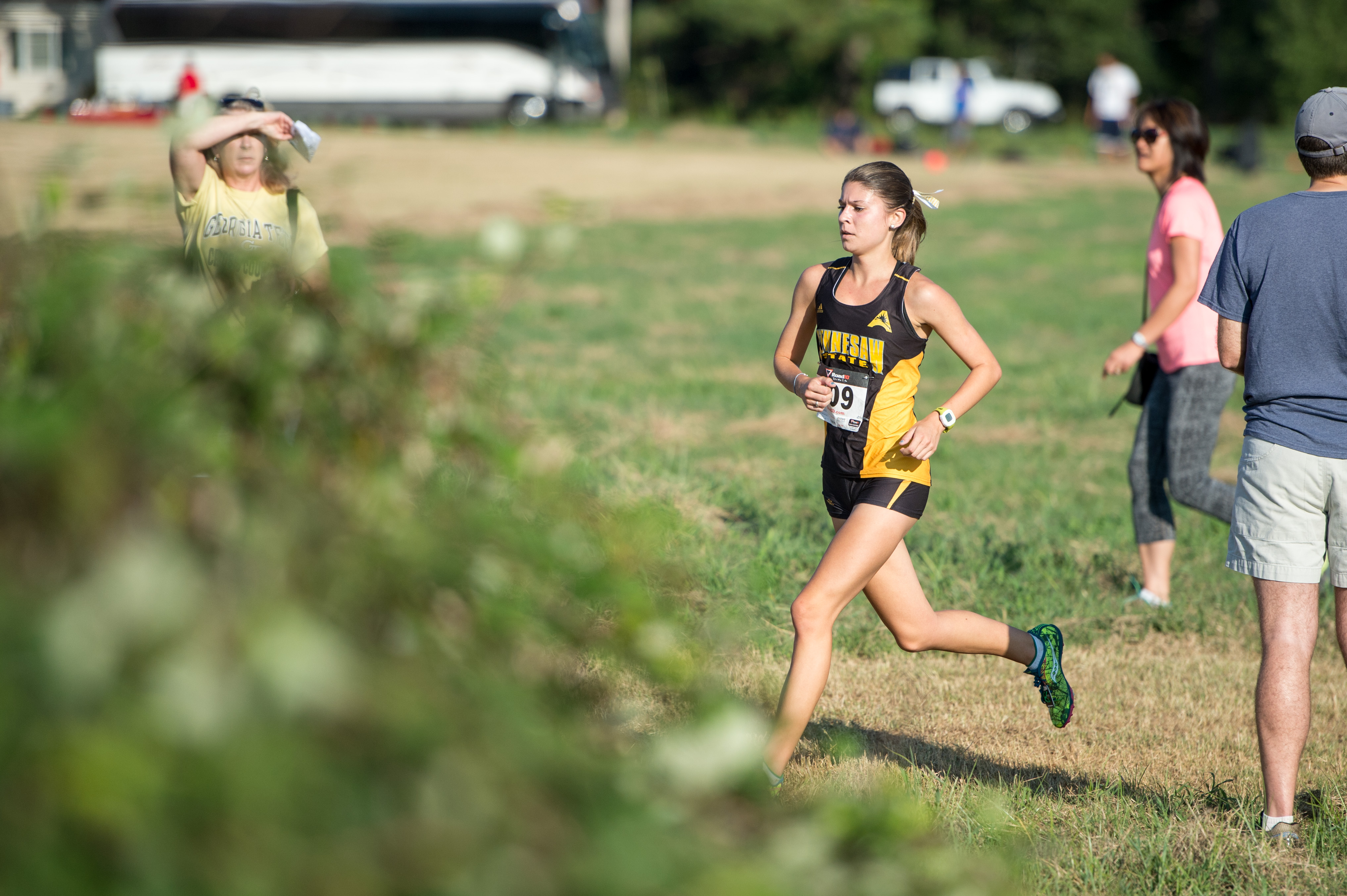 Cross-country competes at the Commodore Classic