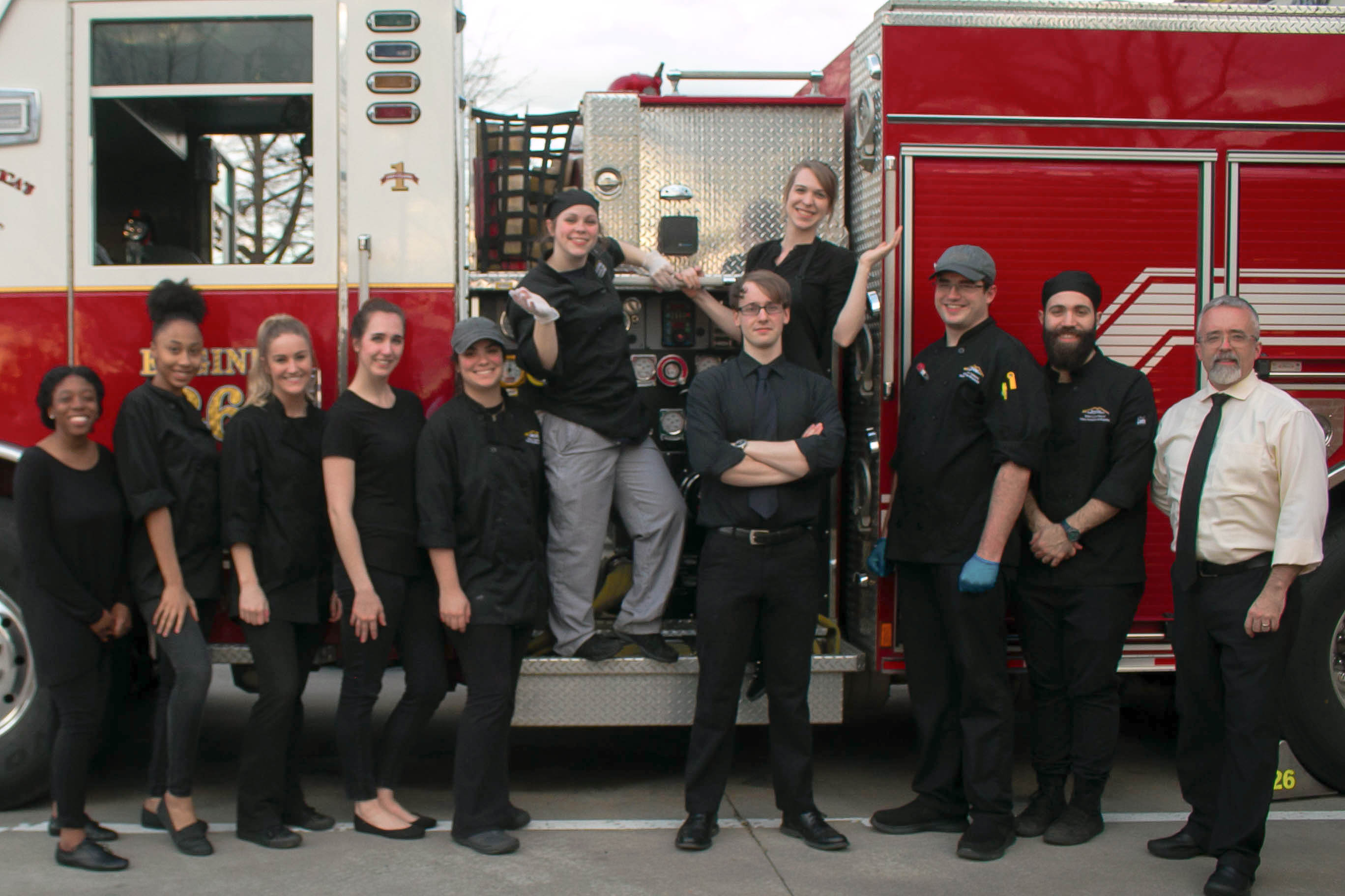 Culinary students host pop-up restaurant for Kennesaw firefighters
