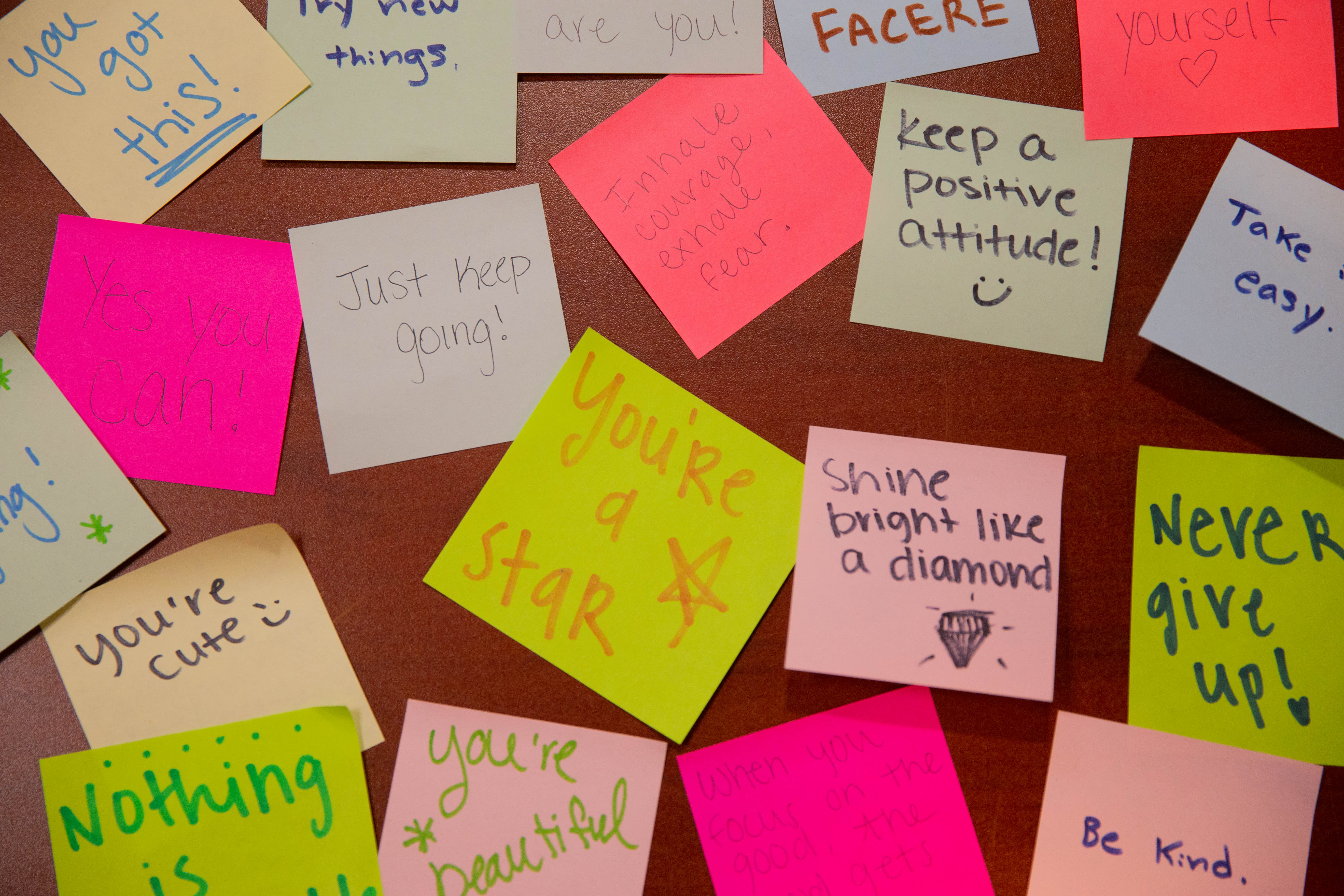 OPINION: Compliments displayed on sticky notes fail to help those with low self-esteem