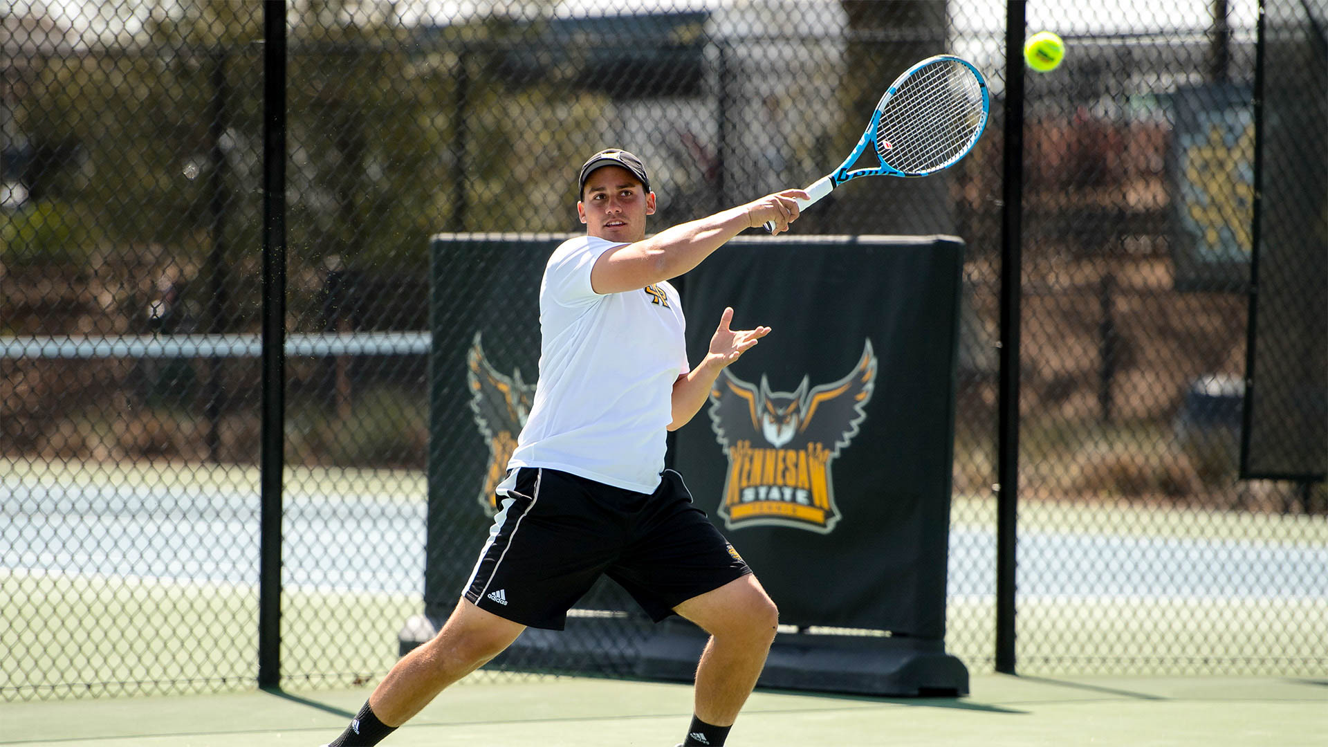 Owls win singles and doubles titles at Mercer Gridiron Classic