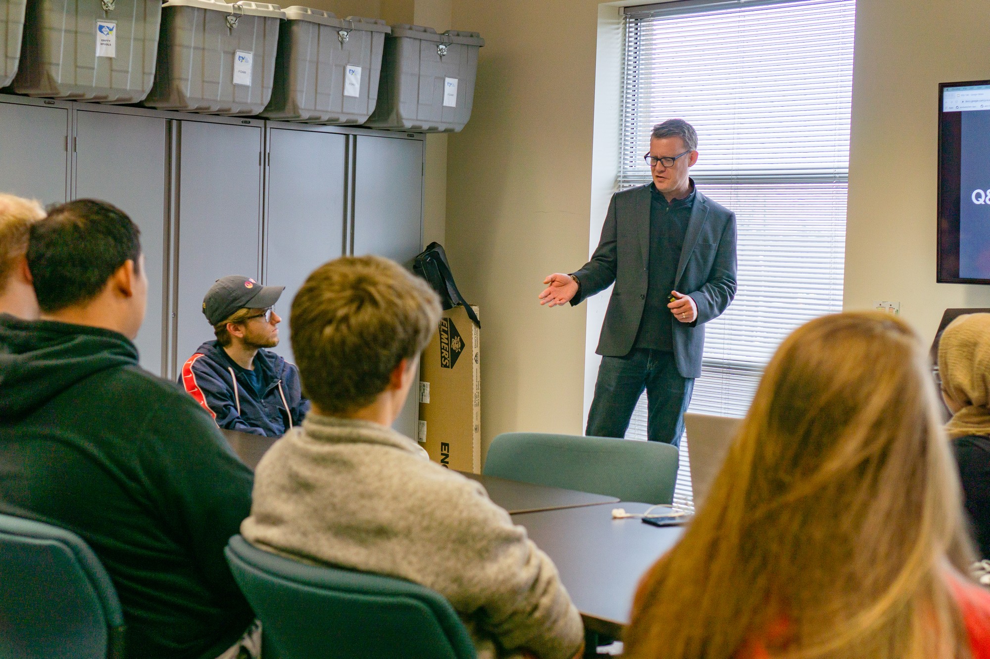 Information Systems professional shares seasoned wisdom with students
