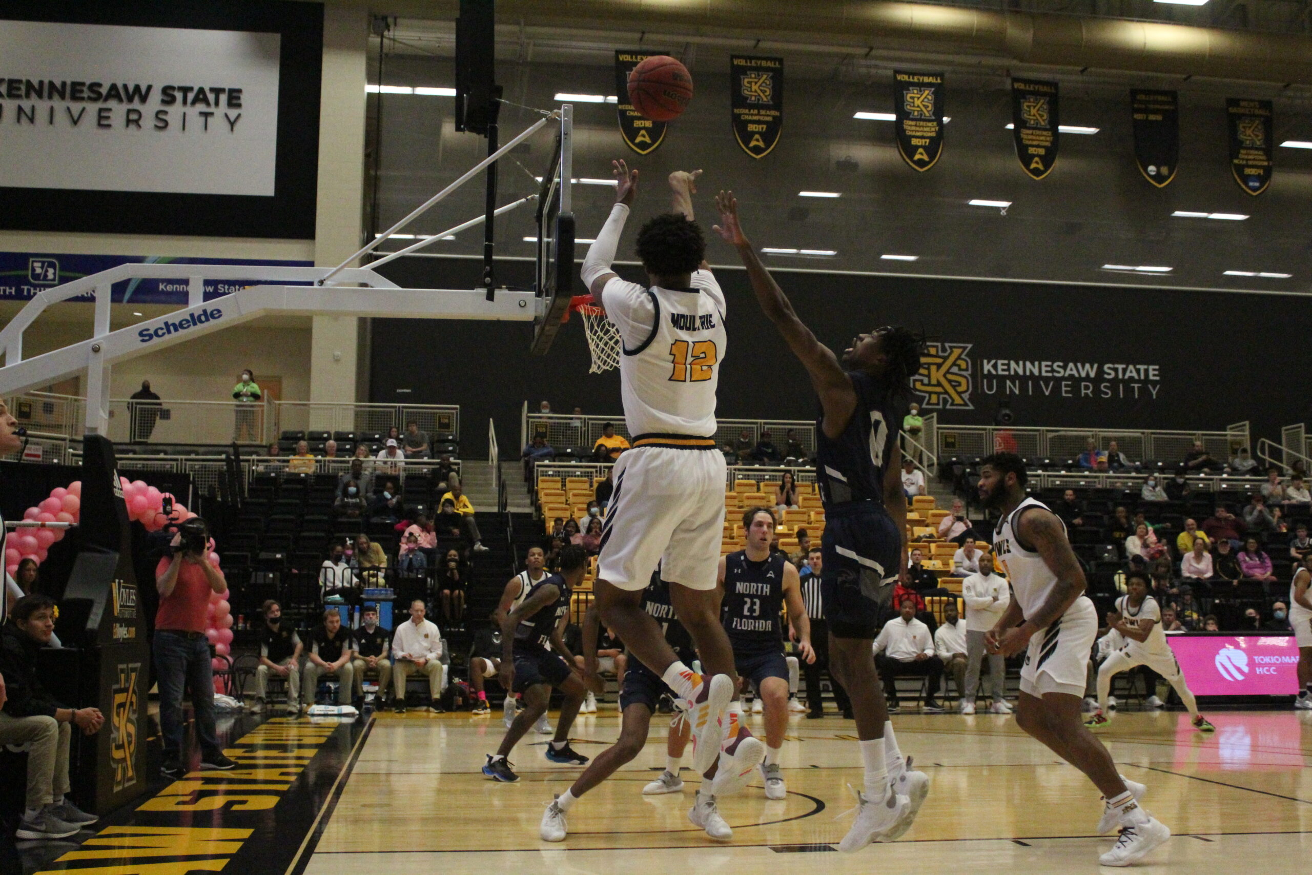 The Kennesaw State mens basketball team played against North Florida in a home game on Saturday, February 12th. Photo taken by Julia Walsh.