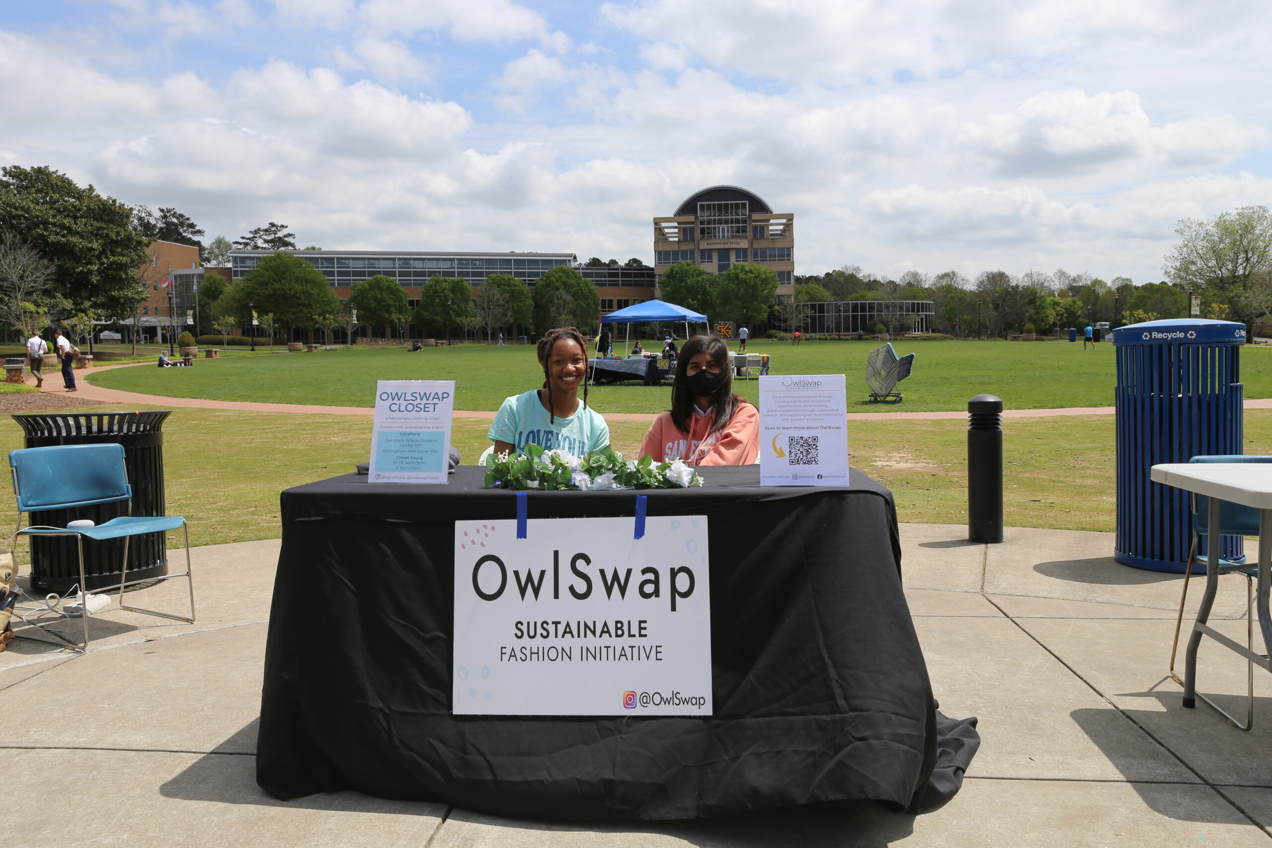 One of the opportunities for volunteering for students is to work with OwlSwap. Photo taken by Emma Eagle.