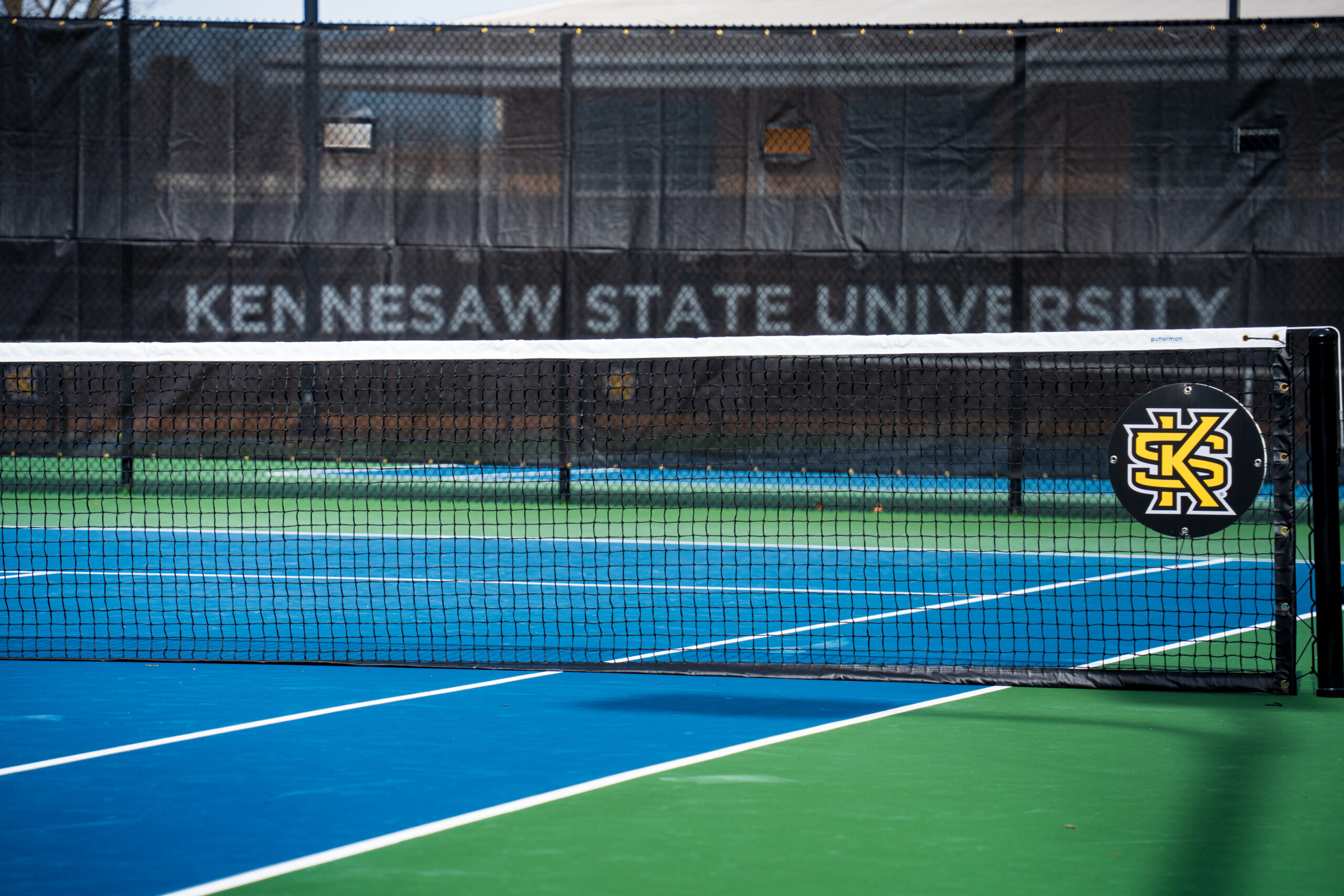 Men’s Tennis collects third consecutive win
