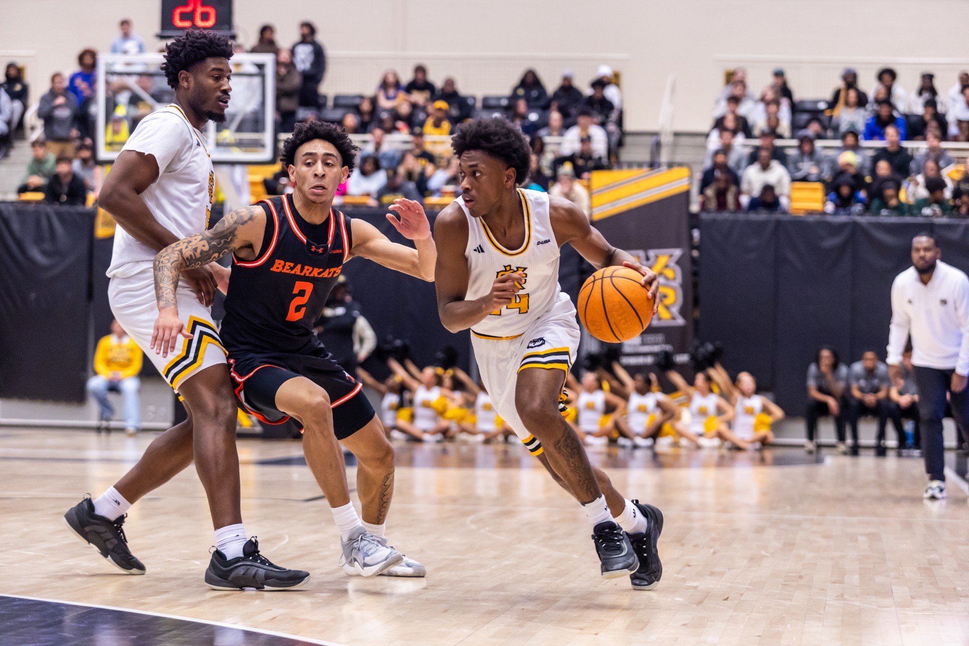 Freshmen Shine in Men’s Basketball’s Overtime Victory Over Sam Houston State