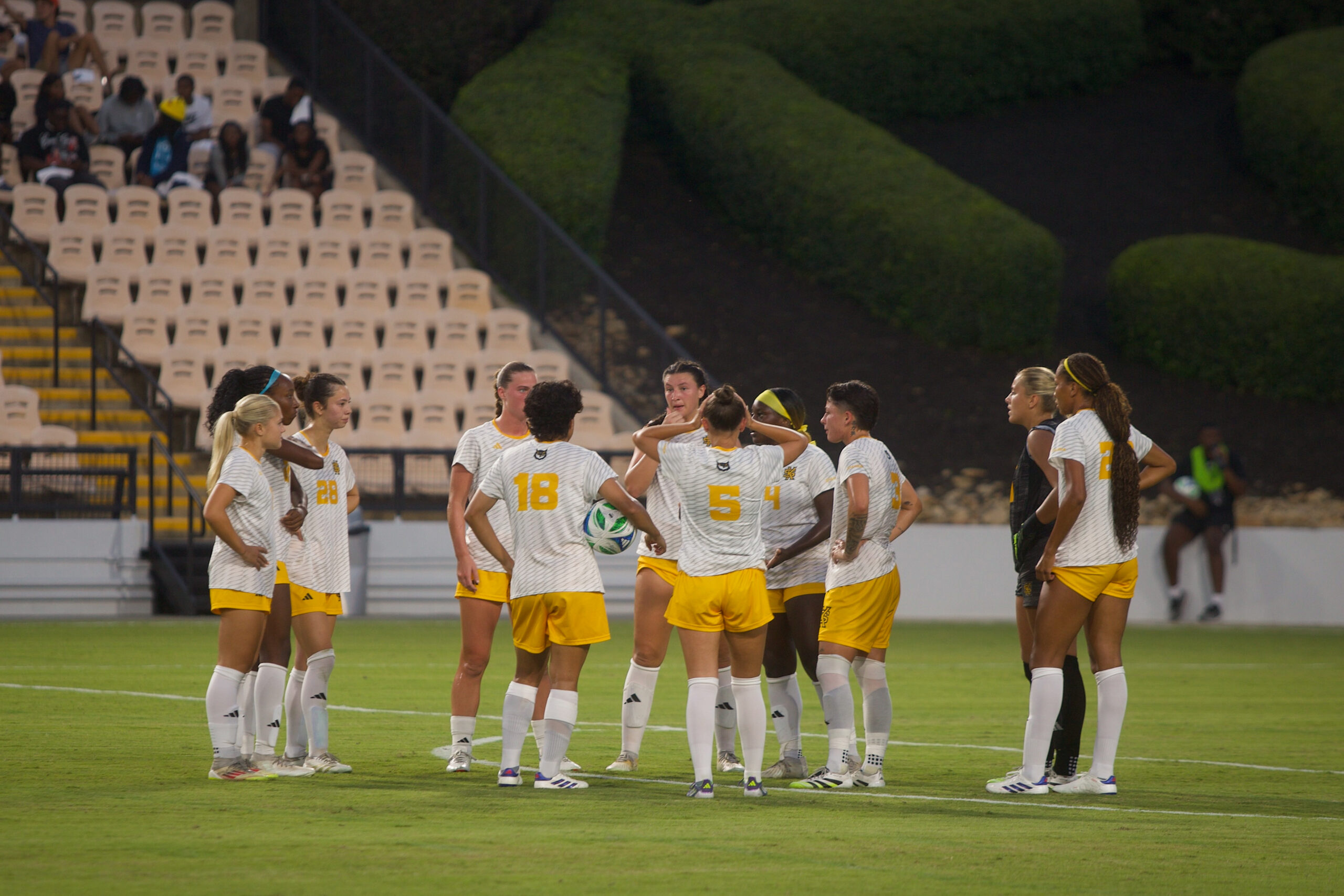 Soccer shut out in home opener against ranked Memphis squad